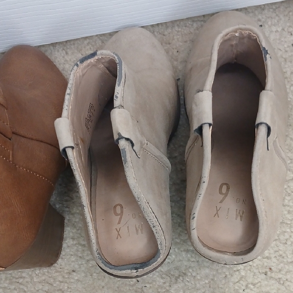 Stylish Tan and Cream Ankle Boots - Picture 4 of 8